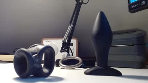 Snapshot of dhrobbert chatting on October 2025 08:03:01 AM Robbert online show from October 2025 08:03:01 AM