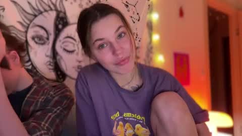 Snapshot of di_n_alex chatting on February 2025 05:04:02 PM Di Alex online show from February 2025 05:04:02 PM