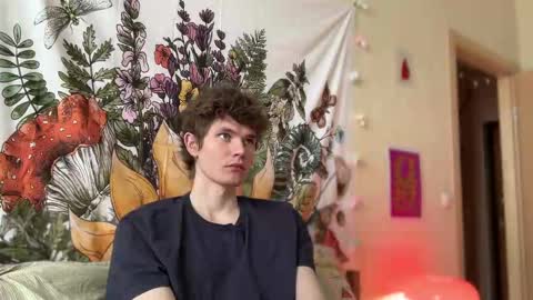 Snapshot of di_n_alex chatting on February 2025 10:30:02 AM Di Alex online show from February 2025 10:30:02 AM