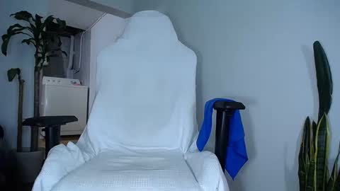 MaSSimo online show from February 2025 12:37:02 AM