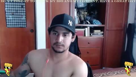 Snapshot of diamond_bruno chatting on February 2025 03:31:02 PM Bruno Diamond online show from February 2025 03:31:02 PM