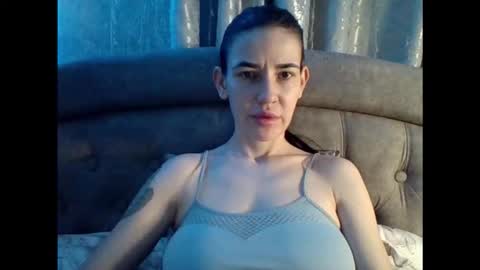 Snapshot of diamond_dana chatting on March 2026 01:02:02 AM Diamond Dana online show from March 2026 01:02:02 AM