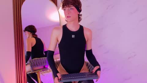 Snapshot of diamond_pierce chatting on March 2026 08:58:02 PM Diamond online show from March 2026 08:58:02 PM