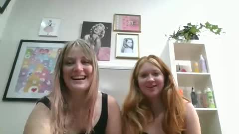 Snapshot of diamondj2104 chatting on October 2025 05:20:02 PM diamondj2104 online show from October 2025 05:20:02 PM