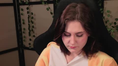 Diana online show from April 2026 01:42:02 PM