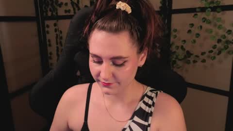 Diana online show from April 2026 01:08:02 PM