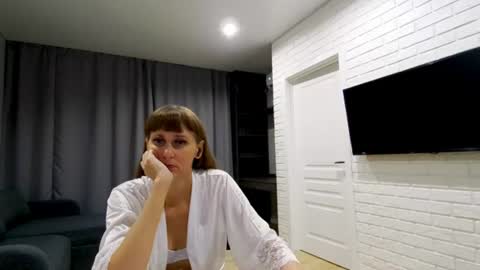 Snapshot of diana_meridor chatting on July 2026 09:17:01 PM diana_meridor online show from July 2026 09:17:01 PM