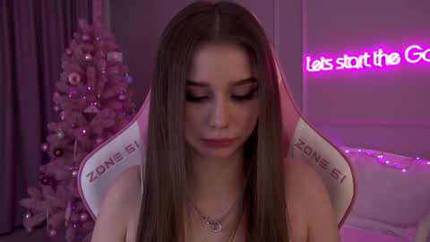Diana online show from December 2024 12:32:02 AM