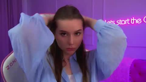 Snapshot of dianabecker chatting on June 2026 06:27:02 AM Diana online show from June 2026 06:27:02 AM