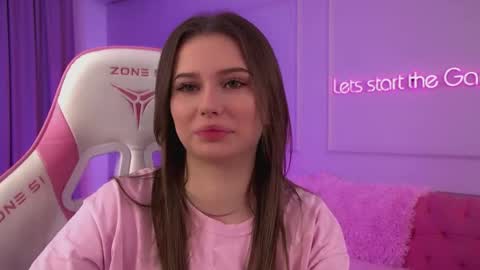 Snapshot of dianabecker chatting on July 2026 06:22:01 PM Diana online show from July 2026 06:22:01 PM