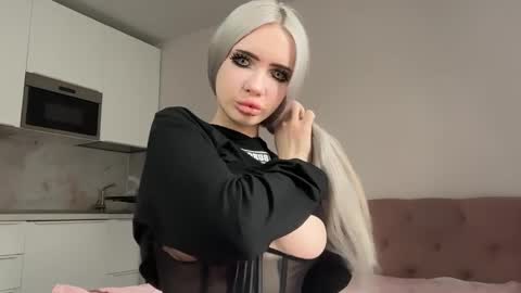Snapshot of dianadesire_ chatting on May 2026 07:24:02 AM Diana online show from May 2026 07:24:02 AM