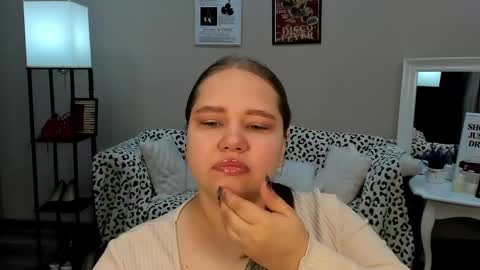 Diana online show from May 2026 05:31:02 PM