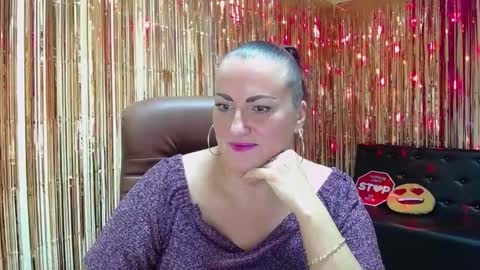 Diana online show from October 2025 05:22:02 PM