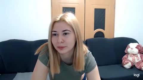 dianasmiey7 online show from February 2025 08:46:01 AM
