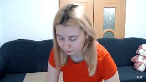 dianasmiey7 online show from March 2025 09:40:02 AM