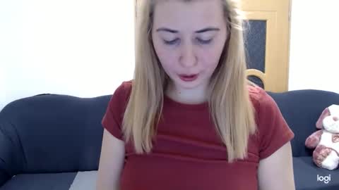 dianasmiey7 online show from March 2025 09:35:01 PM