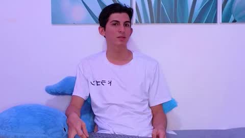 Ana  Leo online show from February 2026 03:43:01 PM