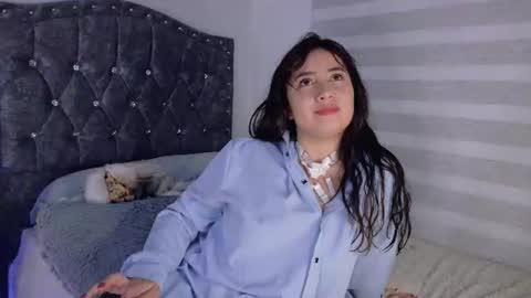 Snapshot of diane_1 chatting on June 2026 10:57:02 AM DIANE online show from June 2026 10:57:02 AM