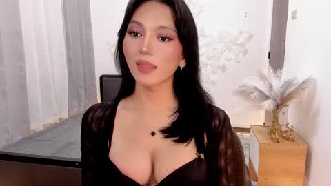 Kianna online show from December 2024 07:44:01 AM