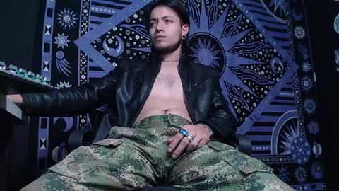 DICAPRIO online show from February 2025 12:15:01 AM