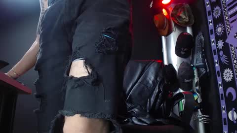 DICAPRIO online show from March 2025 06:54:01 PM