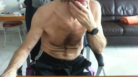 Snapshot of didonc chatting on February 2026 10:08:02 AM didonc from france..... online show from February 2026 10:08:02 AM