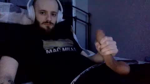 Snapshot of digbicknik chatting on February 2025 11:58:02 PM digbicknik online show from February 2025 11:58:02 PM