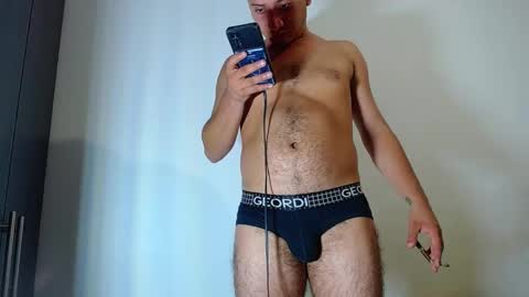 Snapshot of diiego_xxx chatting on December 2024 11:40:01 PM diiego_xxx online show from December 2024 11:40:01 PM