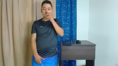 Snapshot of diiego_xxx chatting on March 2025 12:04:02 PM diiego_xxx online show from March 2025 12:04:02 PM