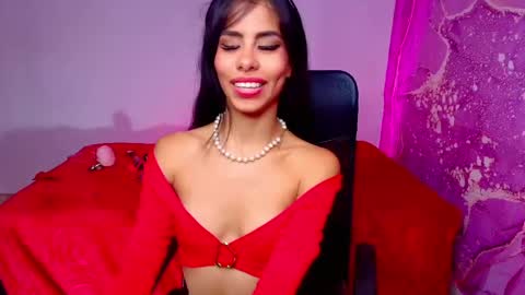 Snapshot of diiosa_latina chatting on May 2026 07:56:02 PM diiosa_latina online show from May 2026 07:56:02 PM