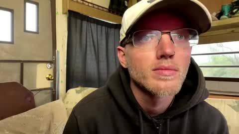 Daddy online show from April 2026 11:44:02 PM