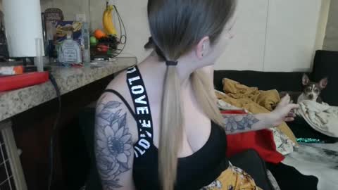 Sofie online show from February 2025 06:38:01 PM