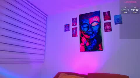 Julian Independent Model online show from February 2026 01:12:01 AM