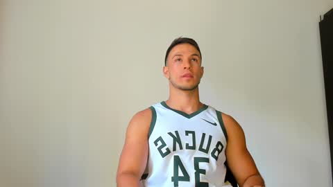 dimitricaruso online show from January 2025 05:51:02 PM