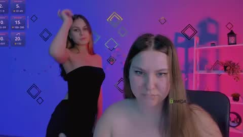 dina_bloom online show from April 2026 07:07:02 PM