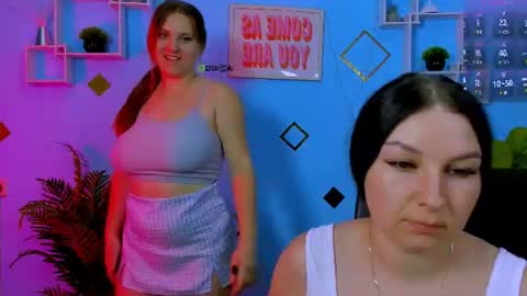 Snapshot of dina_bloom chatting on July 2026 07:10:02 PM dina_bloom online show from July 2026 07:10:02 PM