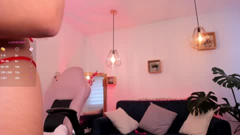   online show from February 2025 03:26:01 PM