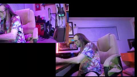 Snapshot of dinkdork094 chatting on January 2025 03:44:02 AM Dinkdork just having a good time online show from January 2025 03:44:02 AM