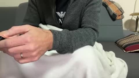 dinnerout1111 online show from November 2025 03:07:01 AM