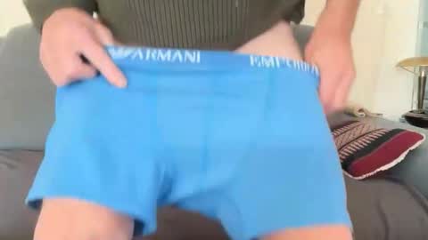 dinnerout1111 online show from March 2026 12:20:01 PM