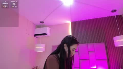 Snapshot of diosa_cristal chatting on April 2026 03:11:01 AM Cristal online show from April 2026 03:11:01 AM