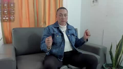diosavera online show from October 2025 07:23:02 PM