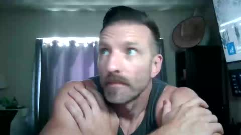 Snapshot of dirty_birdy_ chatting on April 2026 06:36:02 PM dirty_birdy_ online show from April 2026 06:36:02 PM