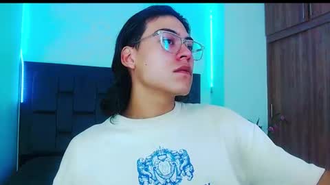 dirty model online show from September 2025 08:18:01 AM