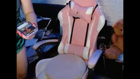 Snapshot of dirtylexa31 chatting on January 2025 06:21:01 PM LEXA online show from January 2025 06:21:01 PM