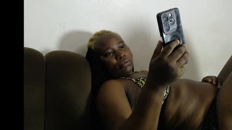 Snapshot of dirtypearl8 chatting on July 2026 06:25:02 PM Dirtypearl online show from July 2026 06:25:02 PM