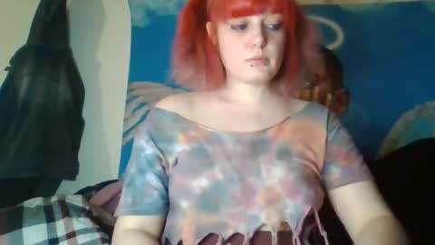 Snapshot of dirtyxhippie21 chatting on March 2026 03:29:02 AM Crystal online show from March 2026 03:29:02 AM