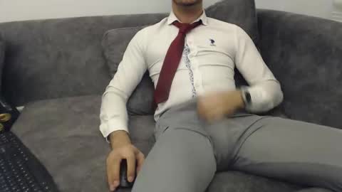 dirtyybooyy77 online show from April 2026 07:22:01 PM