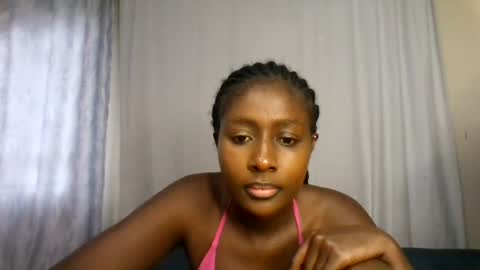 Snapshot of disah_002 chatting on August 2026 09:04:01 AM disah_002 online show from August 2026 09:04:01 AM
