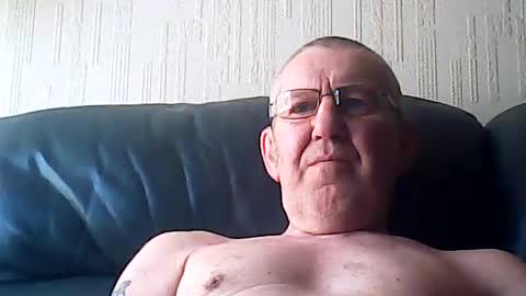 Snapshot of discovery63 chatting on June 2026 02:12:01 PM discovery63 online show from June 2026 02:12:01 PM